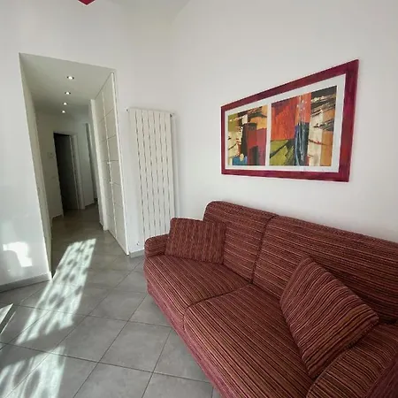 Il Mare In Terrazza Apartment *